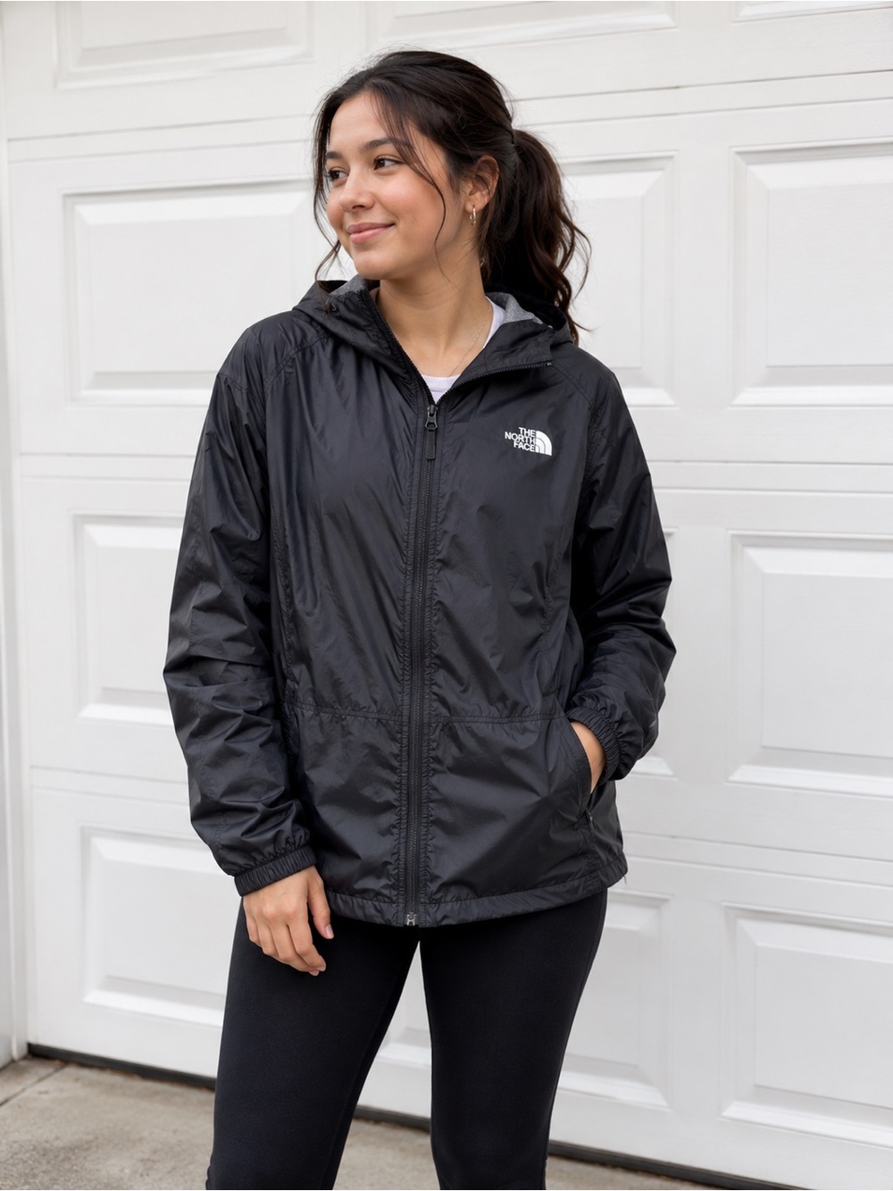 The North Face Black Mesh-Lined Rain Windbreaker Jacket (Girls' XL / Women's XXS